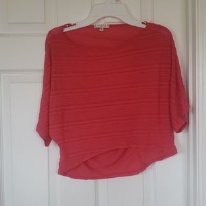 Lightweight crop top